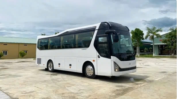 HYUNDAI AERO TOWN